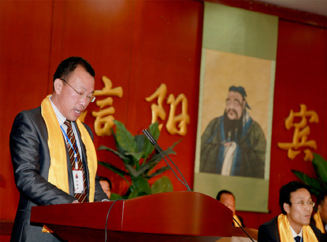 仁愛鑄造新輝煌 ——記河南永和建設集團有限公司黨支部書記、董事長孔德穩(wěn) 